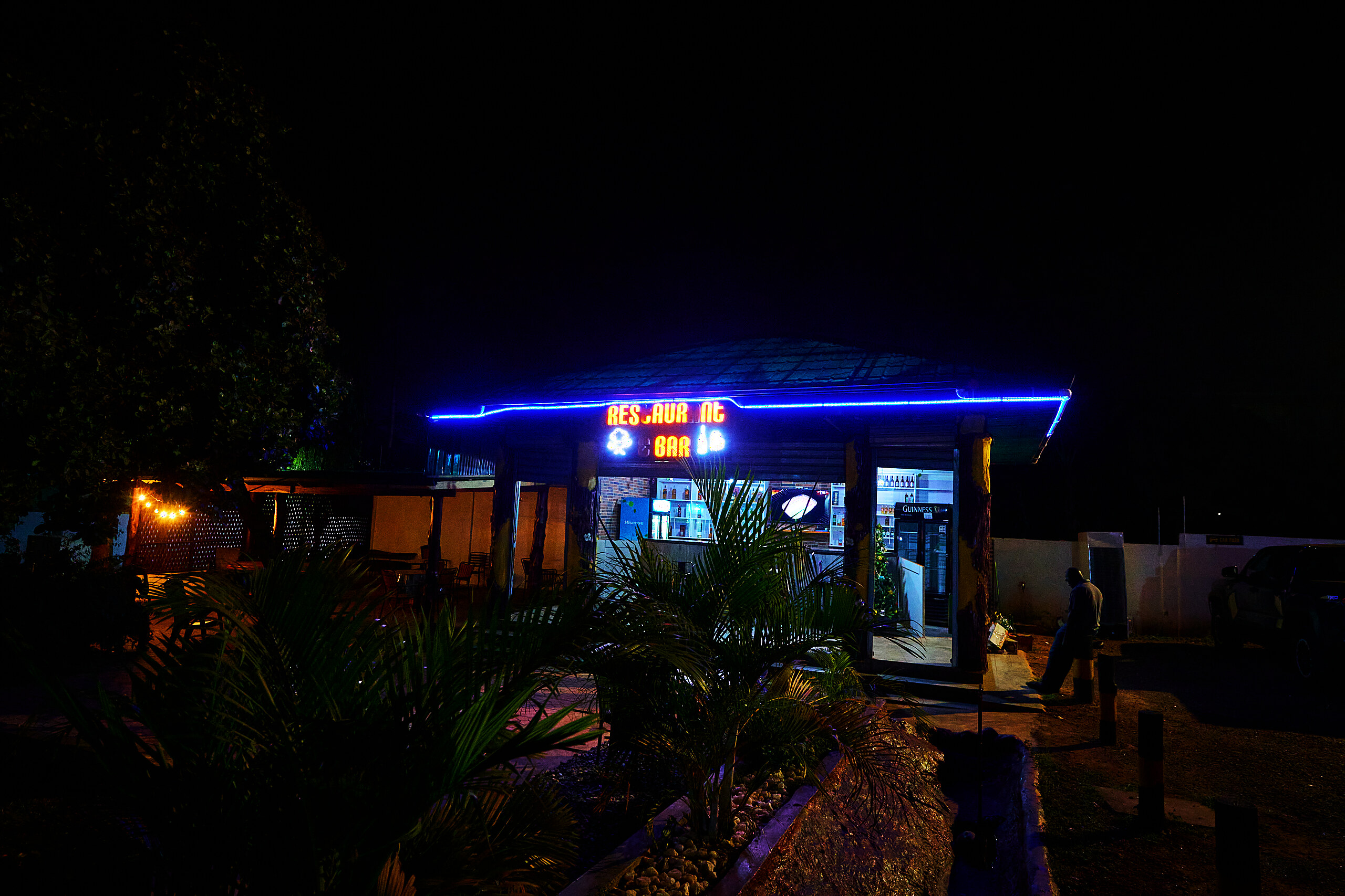 Pomaa Regent food and drinks service